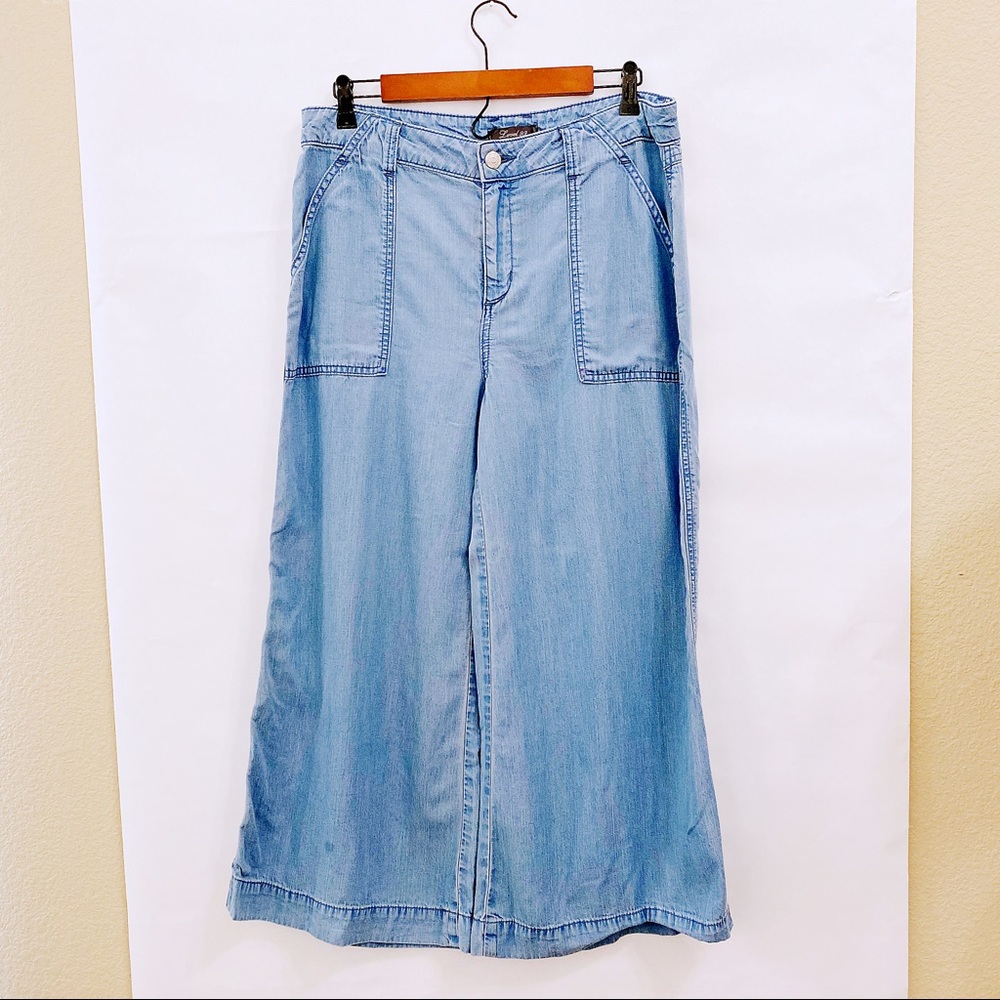 Anthropologie Wide Legs Jeans
